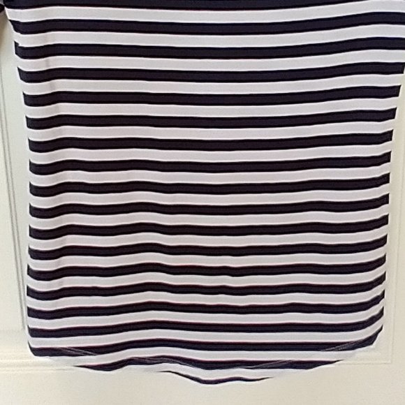 Women's Cynthia Rowley size XS short-sleeve striped shirt - Picture 6 of 6
